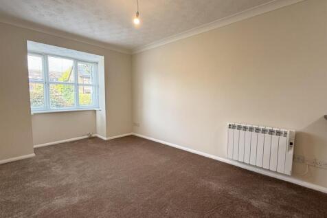 Living Room.jpg