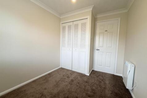 Bedroom 2.jpg