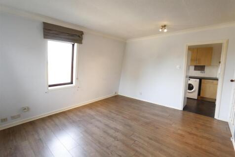 14 Grove Court (4).JPG