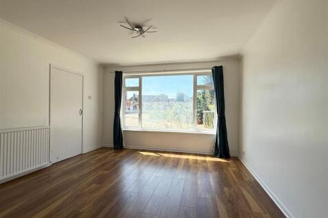 Lounge 1.jpg