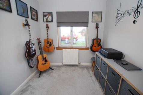Study/Bedroom 5