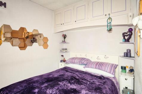 32 Barrington court19.jpeg