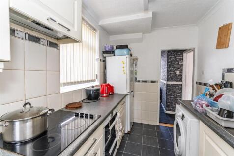 10 Elmfield Rd Hanham BS15 9SS-21.jpg