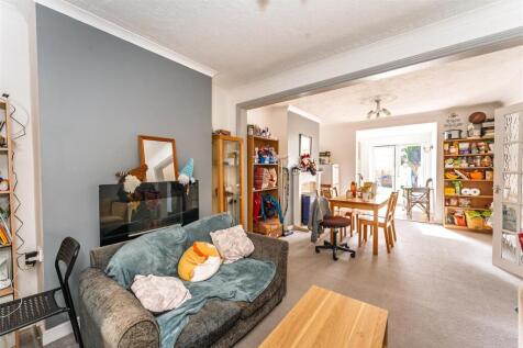 10 Elmfield Rd Hanham BS15 9SS-25.jpg