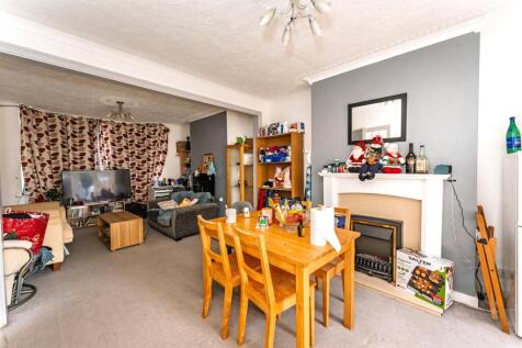 10 Elmfield Rd Hanham BS15 9SS-29.jpg