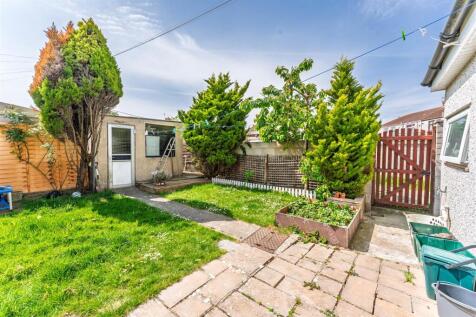 10 Elmfield Rd Hanham BS15 9SS-32.jpg
