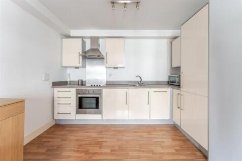 Living Room/Kitchen