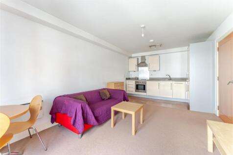 22 Charles Street CENTRO 6.jpg