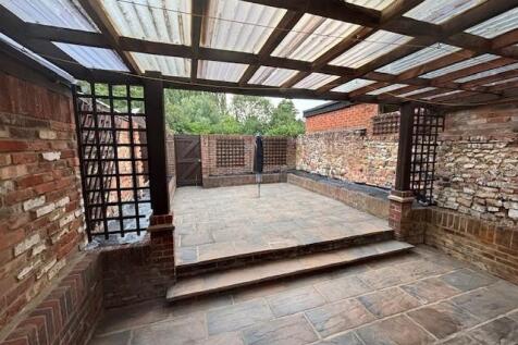 22 Lower Church rear courtyard.jpg