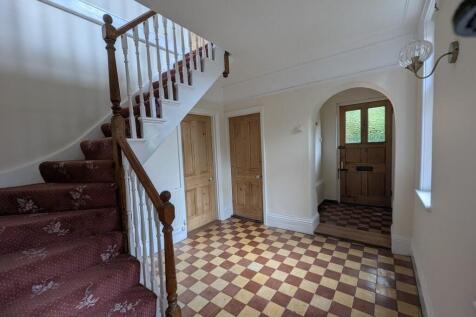 Grove House hall shot.jpg