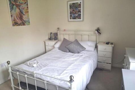 Master bedroom.jpg