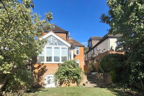 Rear &amp; Garden.jpg