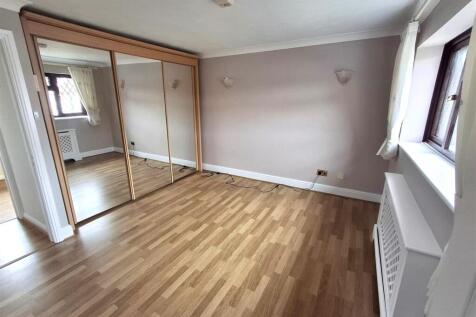 Master bedroom.jpg