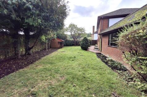 Rear Garden 2.jpg