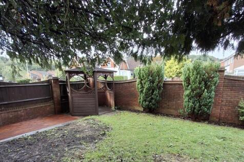 Side Garden 2.jpg
