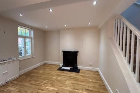 2 Timber Ckise dining.jpg