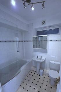 4 St Andrews CourtNEWBATH - 4.jpg