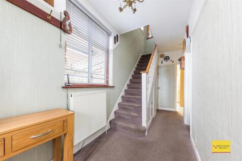 Hallway- Onslow Gardens, Winchmore Hill, London, N