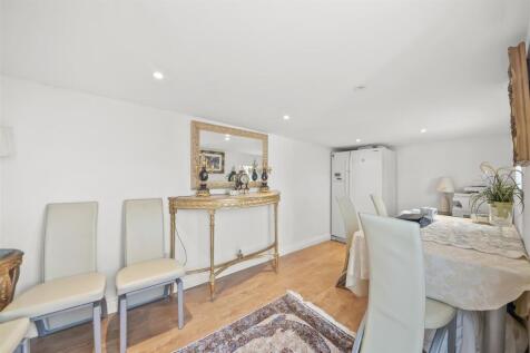 study / bedroom 4