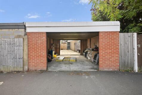 garage 2
