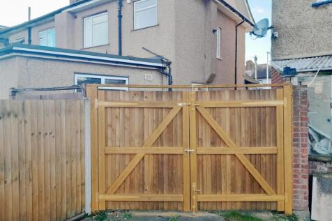 new gates.jpg
