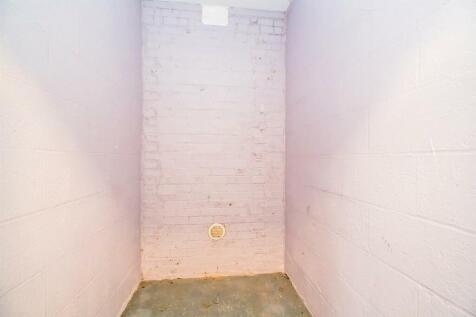 2, Carfax, Cannock, Staffordshire, WS11 0YT (12 of