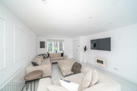 © Webbs Estate Agents © (19 of 41).jpg