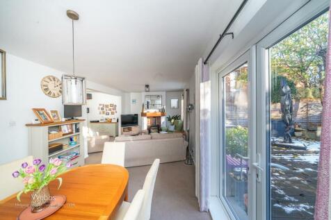 © Webbs Estate Agents © (4 of 38).jpg