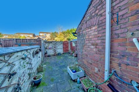 © Webbs Estate Agents © (23 of 31).jpg