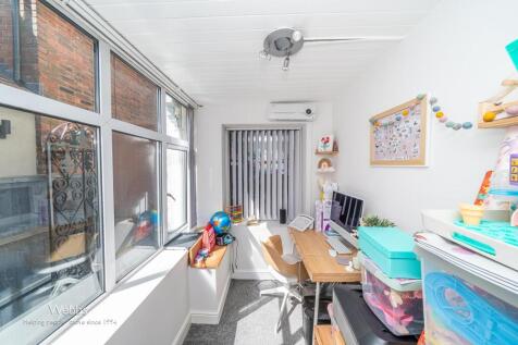 © Webbs Estate Agents © (42 of 103).jpg