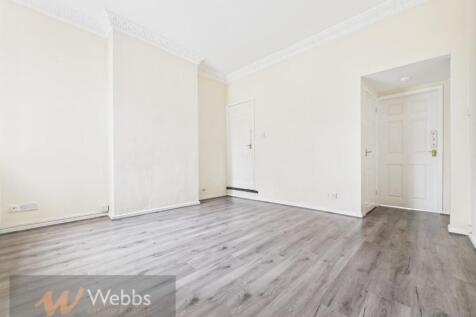 CAM05244G0-PR0099-STILL026.jpg