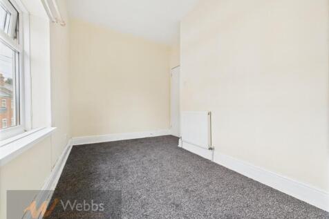 CAM05244G0-PR0099-STILL005.jpg