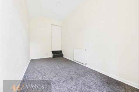 CAM05244G0-PR0099-STILL017.jpg