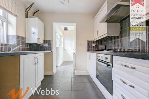 Kitchen 2.jpg