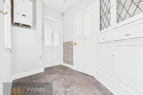 CAM05244G0-PR0120-STILL025.jpg