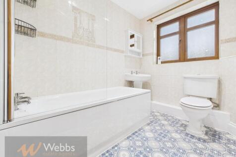 CAM05244G0-PR0127-STILL002.jpg