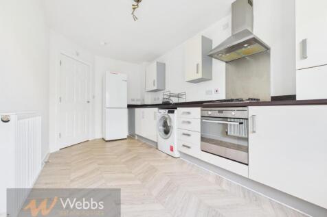 CAM05244G0-PR0139-STILL029.jpg