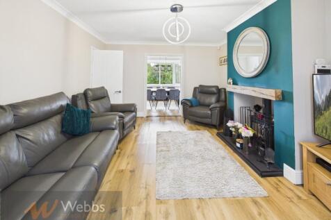 CAM05244G0-PR0145-STILL014.jpg