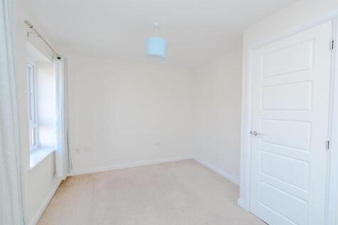 23, Hallum Way, Hednesford, Cannock, WS12 4TX (7 o