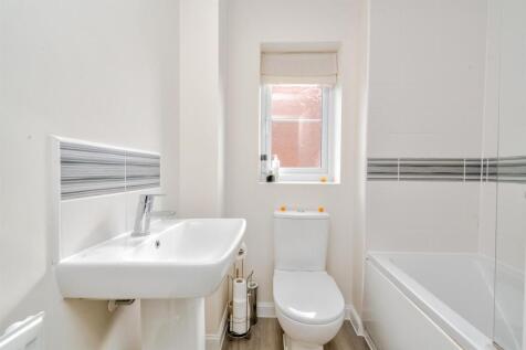 23, Hallum Way, Hednesford, Cannock, WS12 4TX (11 