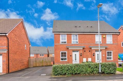 23, Hallum Way, Hednesford, Cannock, WS12 4TX (16 