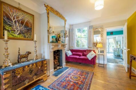 34 West Road-12.JPG
