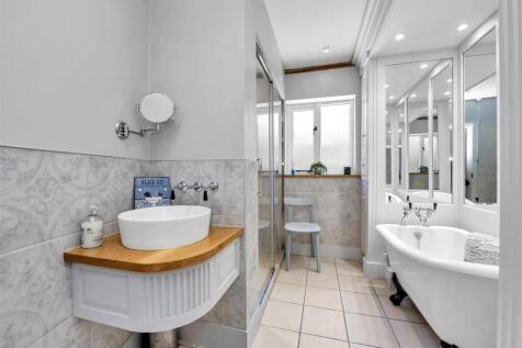 Downstairs Bathroom