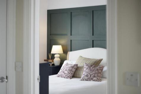 6 Beale Road ph45.jpg