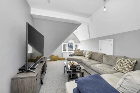 Apartment 5 (7).jpg