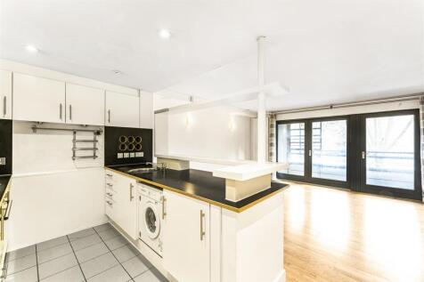 KITCHEN/RECEPTION