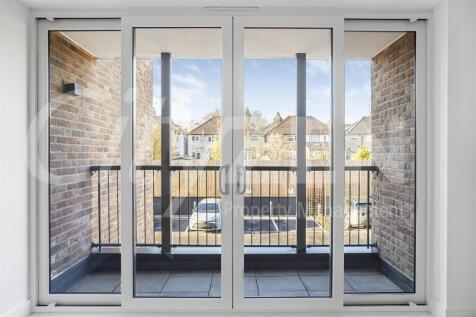 DOORS OUT TO BALCONY