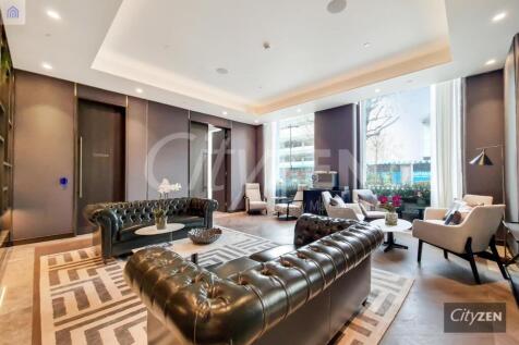 CLUB LOUNGE