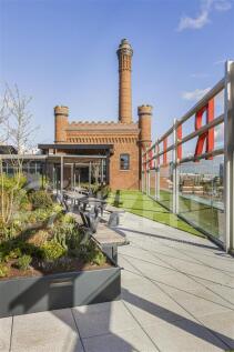 RESIDENTS ROOF GARDEN