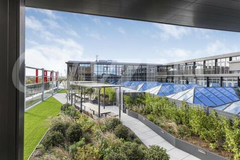 RESIDENTS ROOF GARDEN